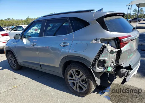 2023 Kia Seltos S из США, поврежденный, VIN KNDEU2AA6P7409733